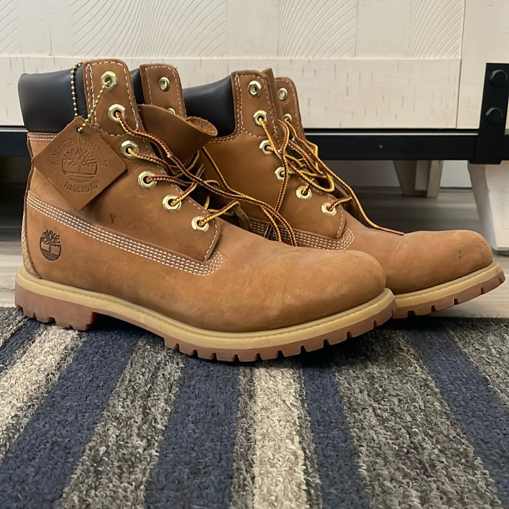 Women’s Timberland 6-inch boot